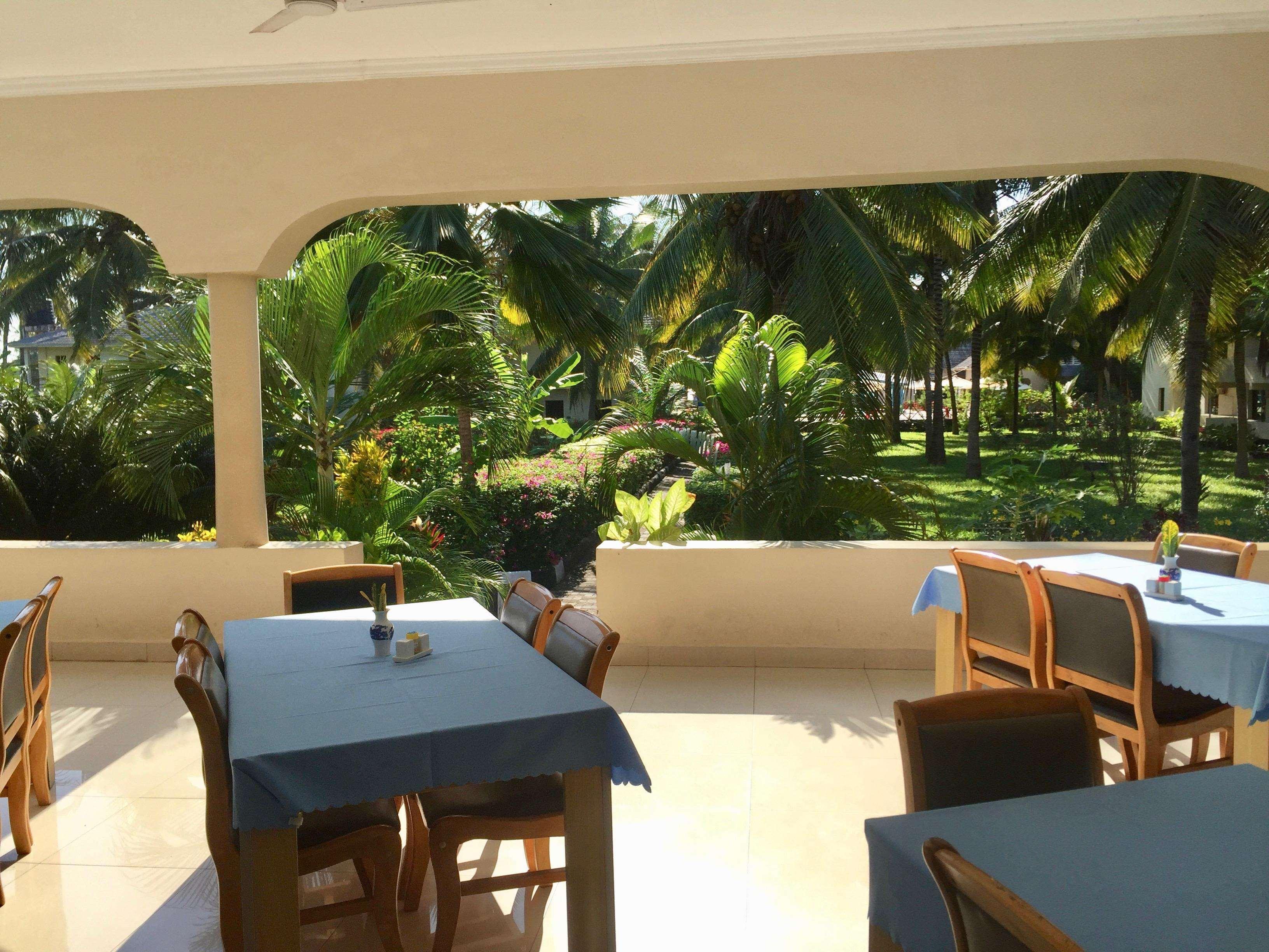 Oceanic Bay Hotel & Resort Bagamoyo Exteriör bild