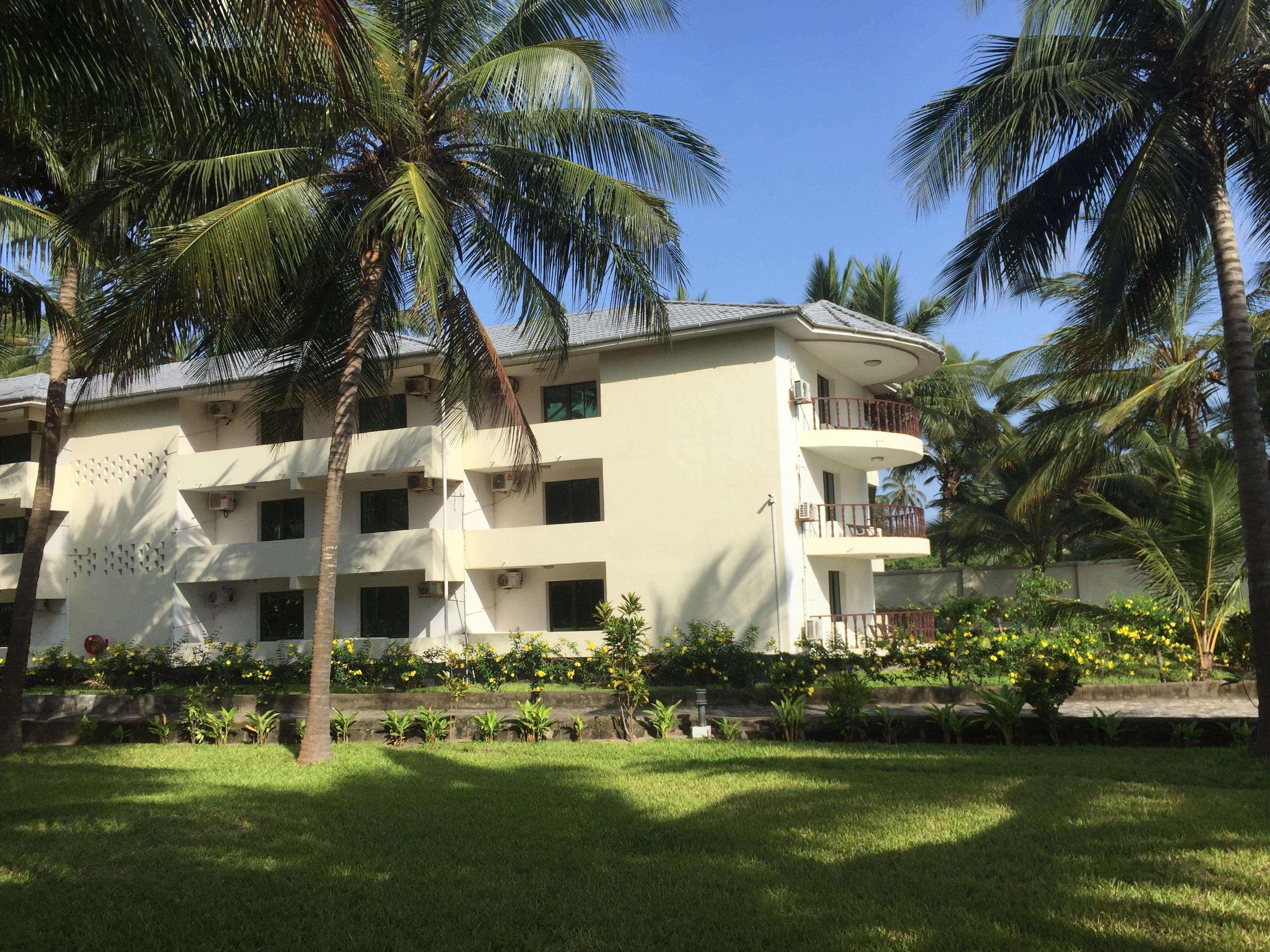 Oceanic Bay Hotel & Resort Bagamoyo Exteriör bild