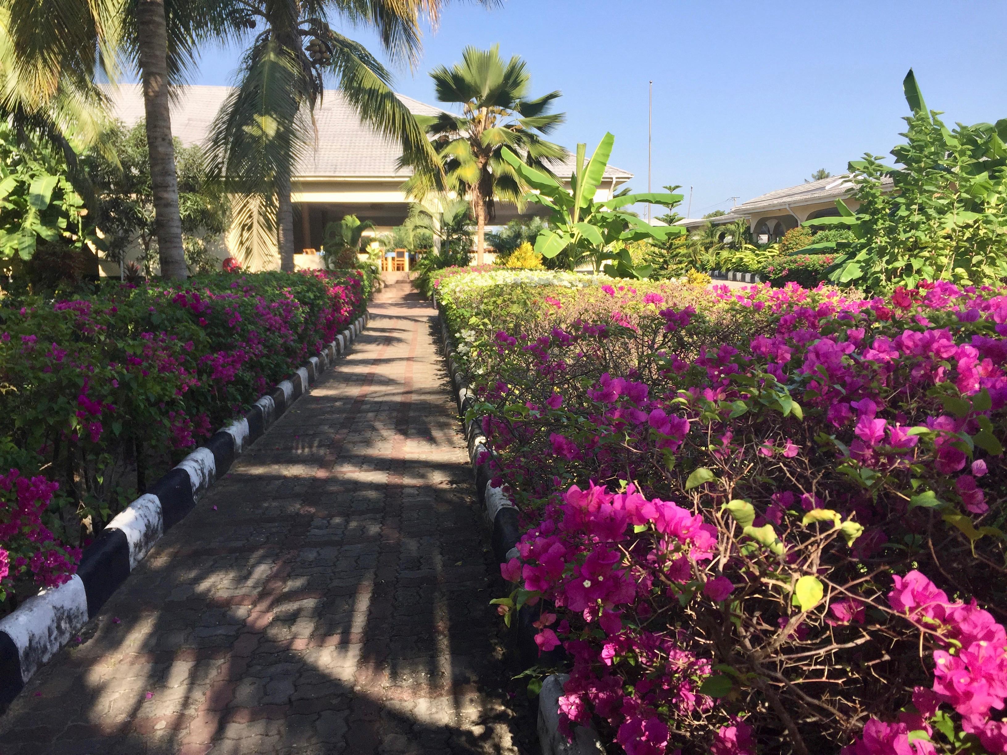 Oceanic Bay Hotel & Resort Bagamoyo Exteriör bild