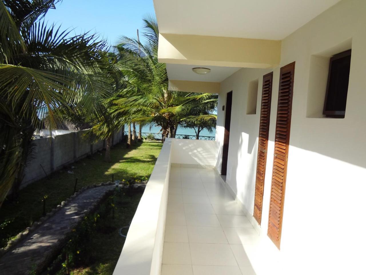 Oceanic Bay Hotel & Resort Bagamoyo Exteriör bild