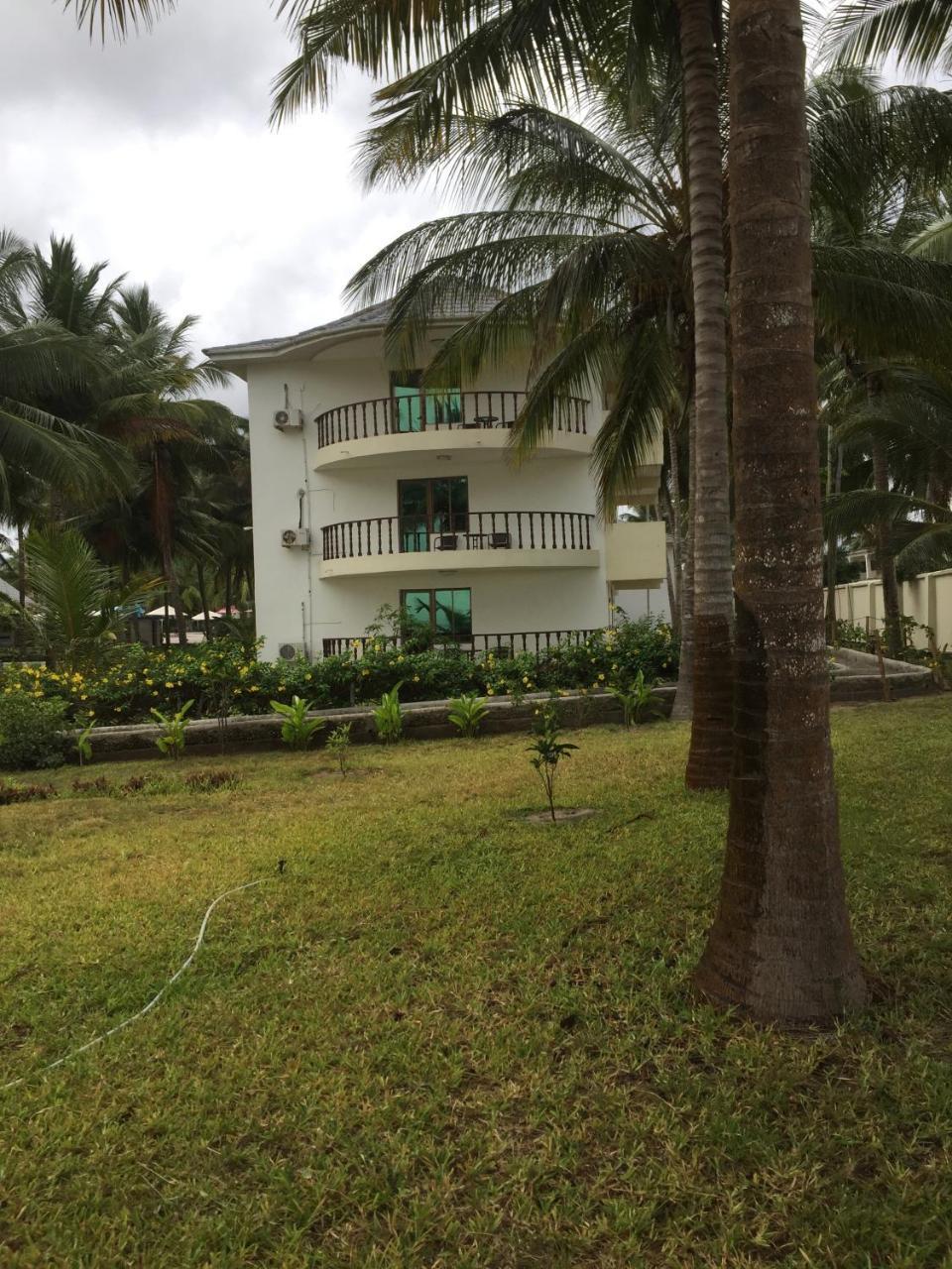 Oceanic Bay Hotel & Resort Bagamoyo Exteriör bild